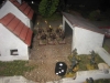 Die Lanziere attackieren die Panzergrennies im Dorf